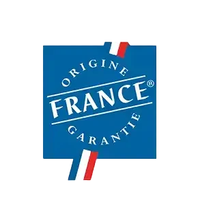 Une photographie en gros plan d'un détail de produit de fermeture de haute qualité (par exemple un mécanisme de motorisation de portail ou un système de verrouillage de fenêtre haute de gamme) mettant en avant la précision et la fiabilité technique, avec une mise au point nette et un éclairage professionnel soulignant l'excellence des pièces.